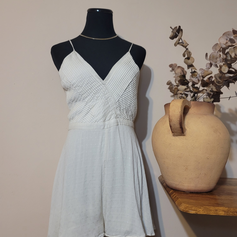 Kimchi Blue URBN Ethereal White Romper Coquette Aesthetic Cottagecore Y2k Sz 6